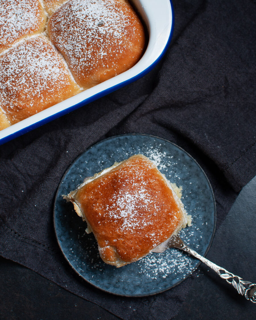 Rohrnudeln mit Rhabarber - Rezept | Was esse ich heute? Rohrnudeln mit Rhabarber - Rezept | Was esse ich heute?
